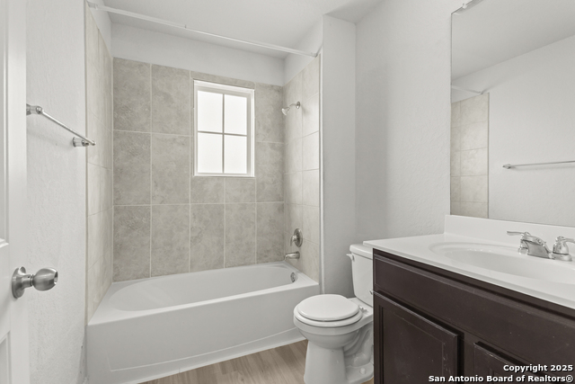 Listing photo id 26 for 9320 Cord Grass