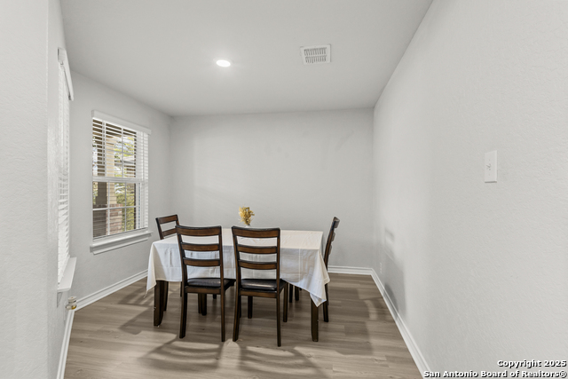 Listing photo id 5 for 9320 Cord Grass