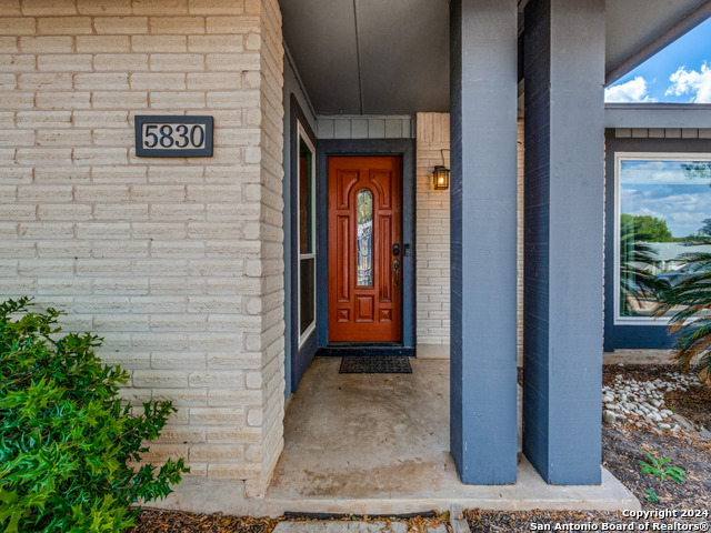 Image 3 of 38 For 5830 Freemans Farm St