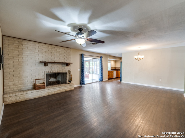 Image 8 of 38 For 5830 Freemans Farm St