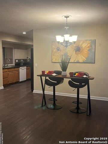 Image 9 of 38 For 5830 Freemans Farm St