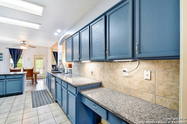 Image 13 of 35 For 24738 Crescent Path