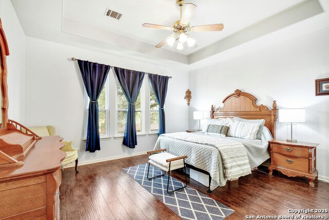 Image 19 of 35 For 24738 Crescent Path