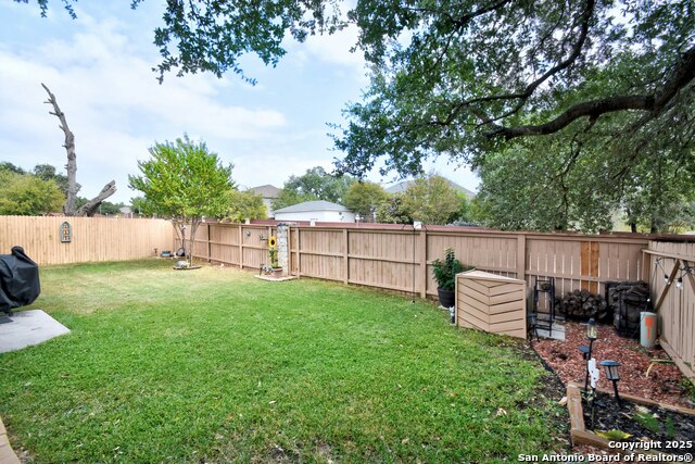 Image 33 of 35 For 24738 Crescent Path