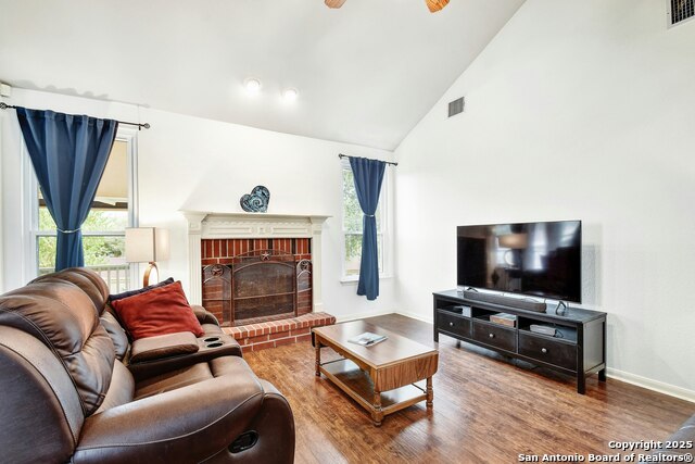 Image 5 of 35 For 24738 Crescent Path