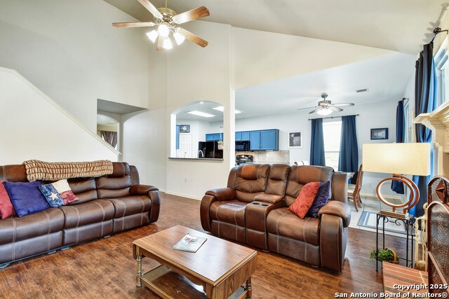 Image 8 of 35 For 24738 Crescent Path