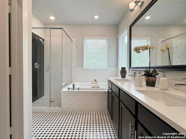 Image 17 of 28 For 5843 Whitby Unit 13