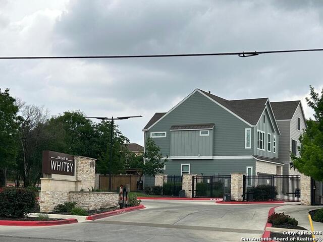 Image 20 of 28 For 5843 Whitby Unit 13