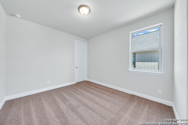 Image 18 of 25 For 310 Dryden Roost