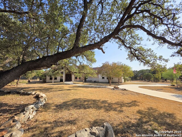 Image 4 of 48 For 10206 Kopplin Rd.