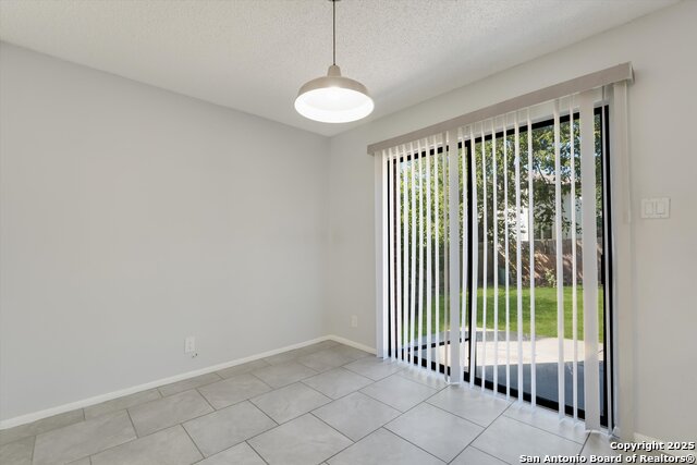 Image 10 of 33 For 7323 Belmede