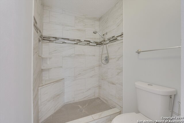 Image 20 of 33 For 7323 Belmede