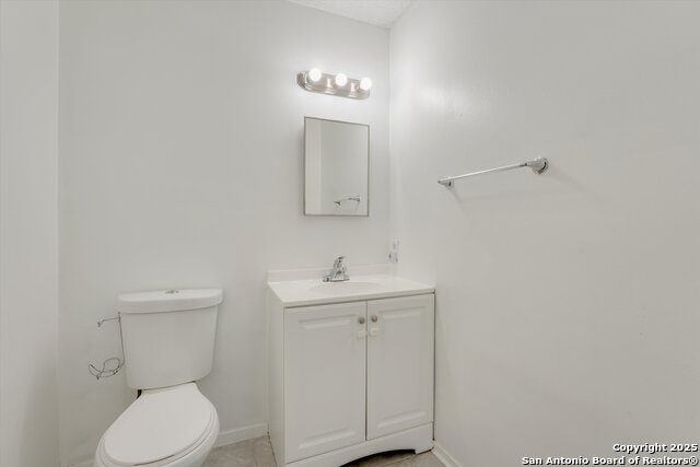 Image 7 of 33 For 7323 Belmede