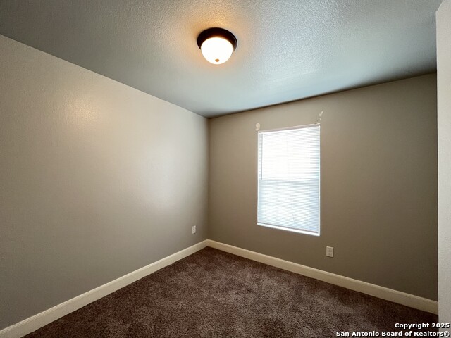 Image 25 of 39 For 6419 Melanzane Ave 3