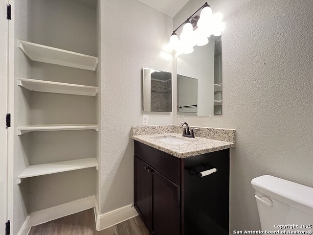 Image 30 of 39 For 6419 Melanzane Ave 3