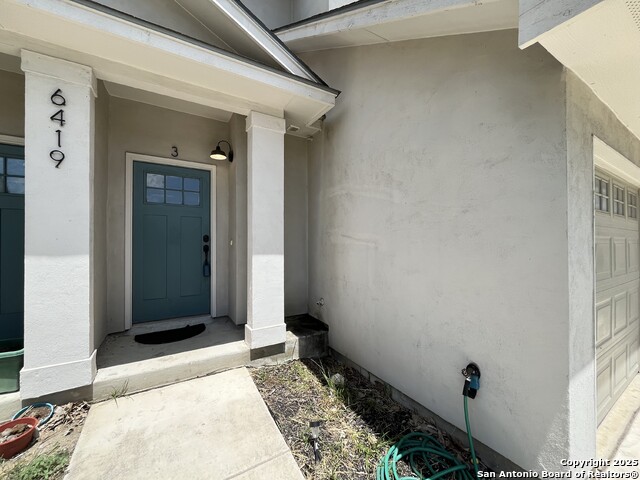 Image 34 of 39 For 6419 Melanzane Ave 3