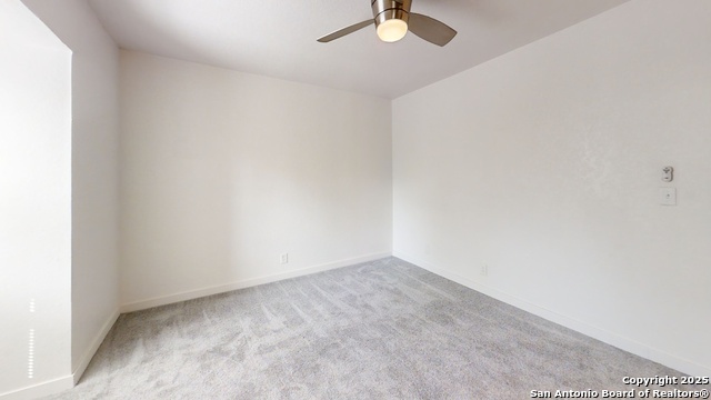 Image 19 of 44 For 7041 Glen Mist