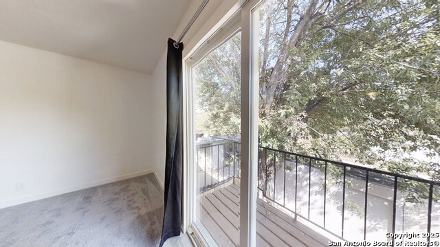 Image 32 of 44 For 7041 Glen Mist