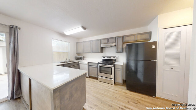 Image 9 of 44 For 7041 Glen Mist