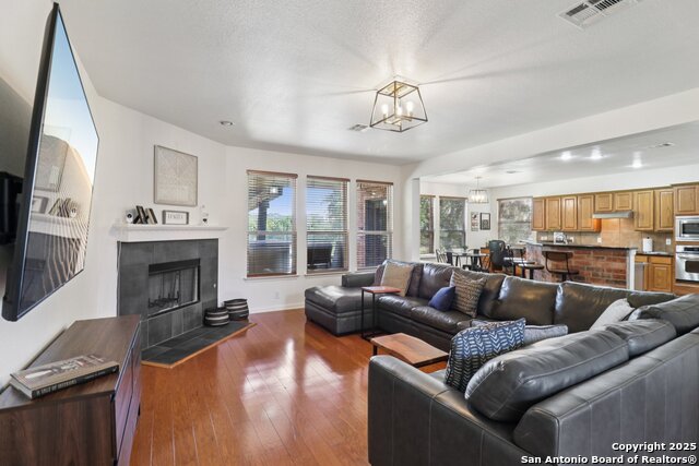 Image 7 of 50 For 25218 Shinnecock Trail