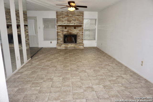 Image 13 of 37 For 2434 Field Wood