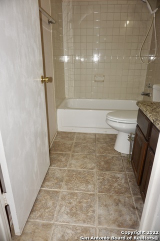 Image 27 of 37 For 2434 Field Wood