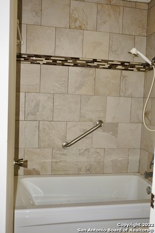 Image 30 of 37 For 2434 Field Wood