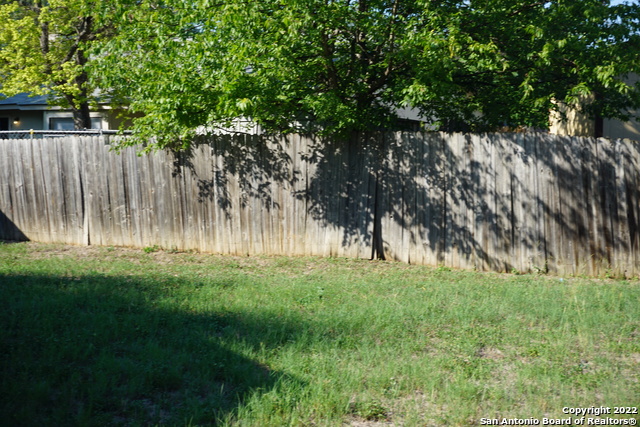 Image 33 of 37 For 2434 Field Wood