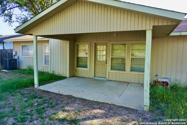 Image 34 of 37 For 2434 Field Wood