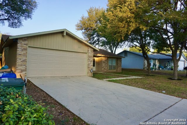 Image 5 of 37 For 2434 Field Wood