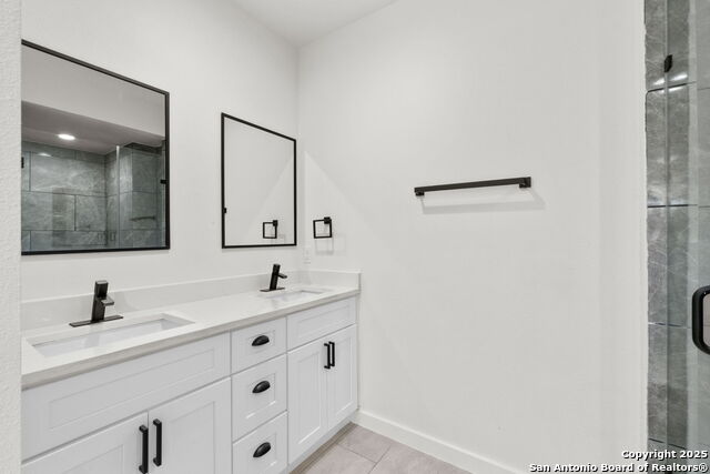 Image 32 of 39 For 308 Mesquite St S 103