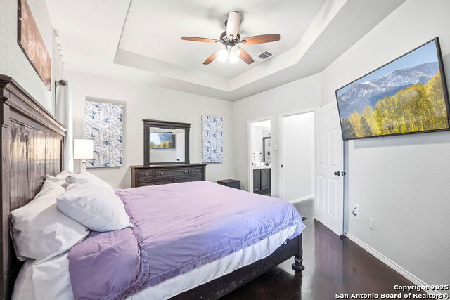 Listing photo id 10 for 10115 Westover Bluff