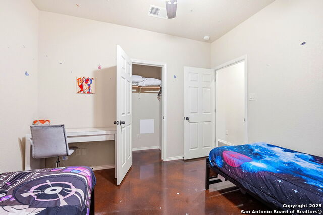 Listing photo id 16 for 10115 Westover Bluff