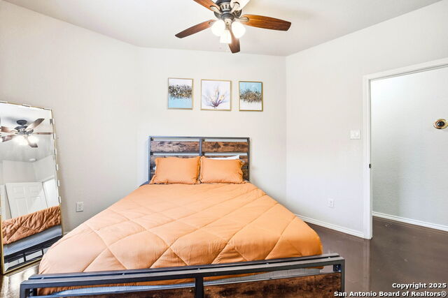 Listing photo id 19 for 10115 Westover Bluff