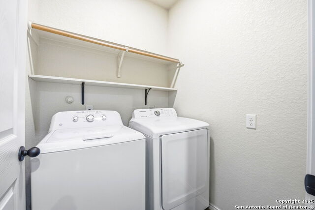 Listing photo id 20 for 10115 Westover Bluff
