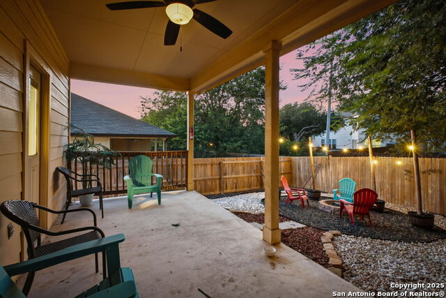 Listing photo id 25 for 10115 Westover Bluff