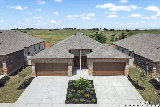 Listing photo id 27 for 10115 Westover Bluff