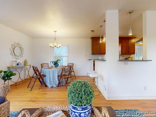 Listing photo id 8 for 357 Irvington