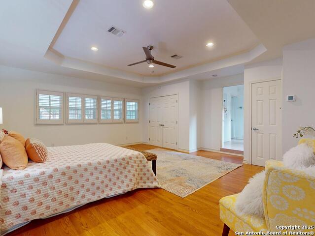 Listing photo id 13 for 357 Irvington