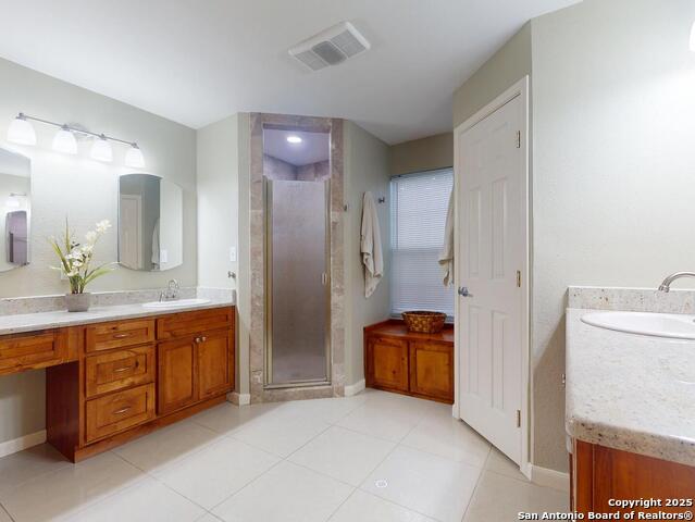 Listing photo id 15 for 357 Irvington