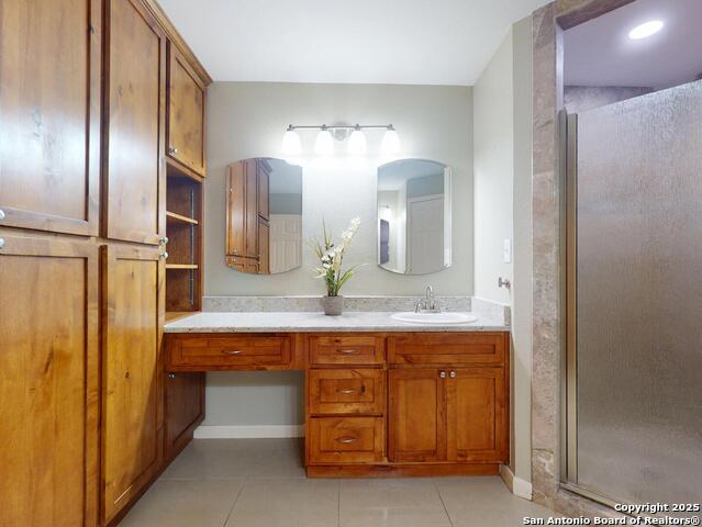 Listing photo id 16 for 357 Irvington