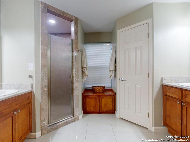 Listing photo id 18 for 357 Irvington