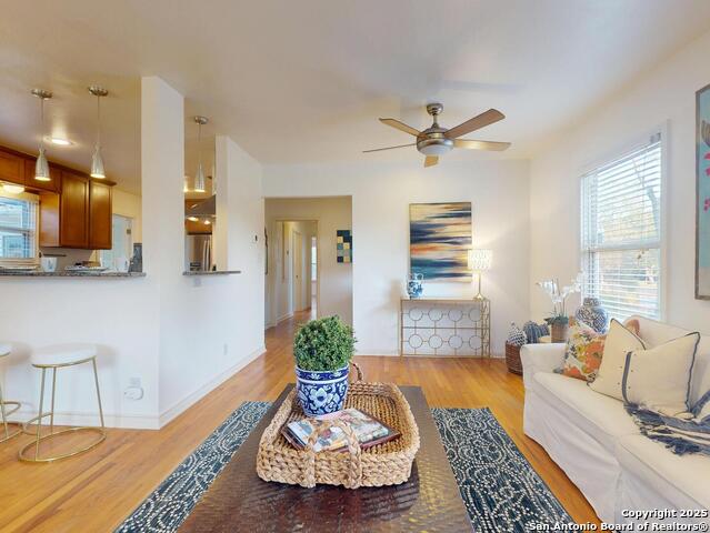 Listing photo id 2 for 357 Irvington