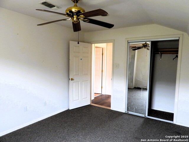 Image 26 of 43 For 213 Oak Cliff