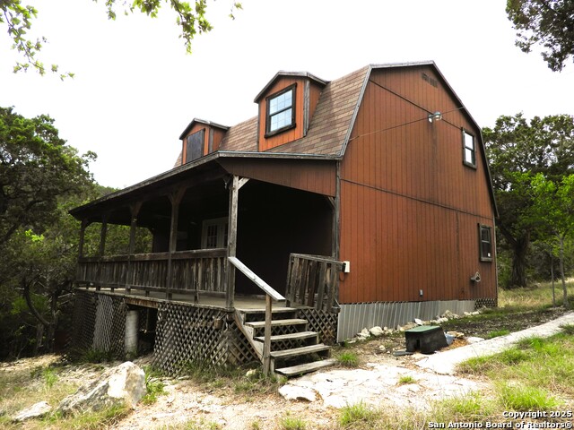 Image 3 of 43 For 213 Oak Cliff