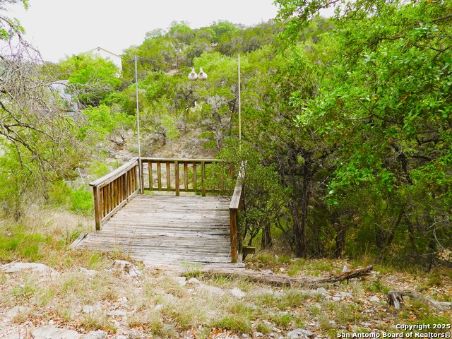 Image 7 of 43 For 213 Oak Cliff