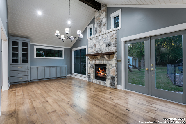 Listing photo id 18 for 502 Hickman St