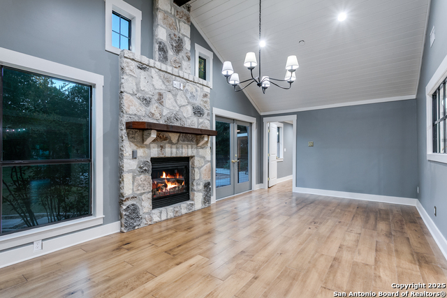 Listing photo id 20 for 502 Hickman St