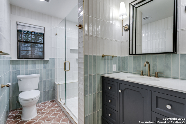 Listing photo id 27 for 502 Hickman St