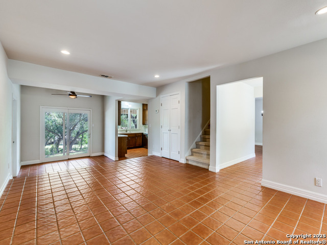 Listing photo id 5 for 14811 Willow Moss St